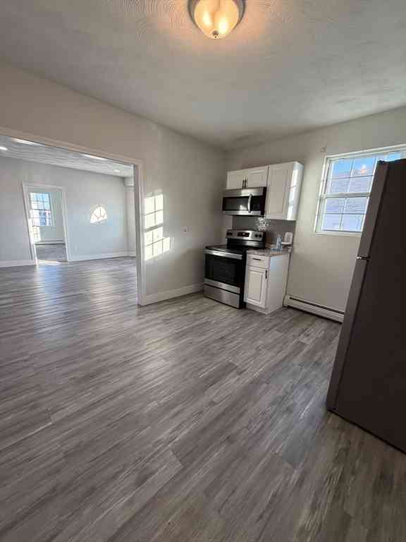 Apartment For Rent - 539-541 N North Front Street #3S<br/> New Bedford, MA 02745