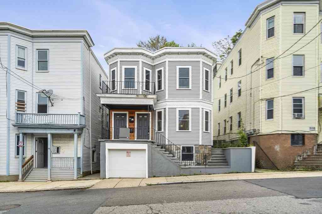 Condo For Sale - 50 Cottage St #1<br/> Chelsea, MA 02150