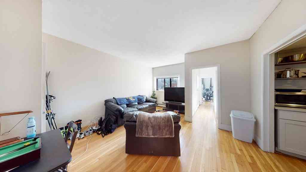 Apartment For Rent - 513 Beacon #10<br/> Boston, MA 02215