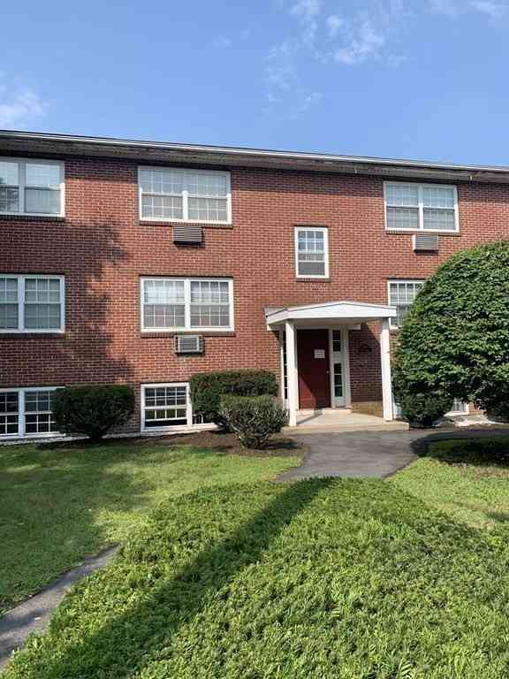 Apartment For Rent - 300 Main Street #10<br/> Woburn, MA 01801