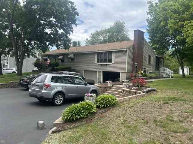 Apartment For Rent - 35 Forest Park Road #RIGHT-REAR<br/> Dracut, MA 01826