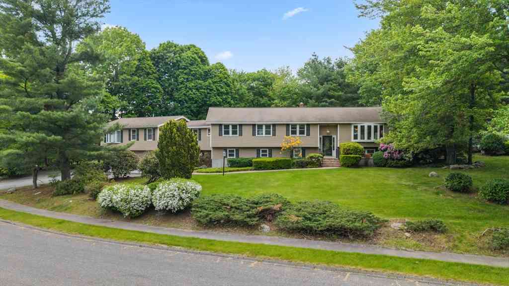 Homes For Sale - 45 Wachusett Ave<br/> Shrewsbury, MA 01545
