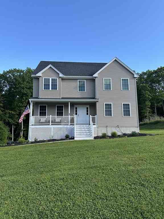 Homes For Sale - 17 Noble Street<br/> Worcester County, Dudley, MA 01571