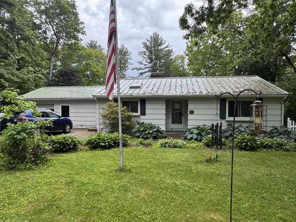 Homes For Sale - 48 Clearview Dr<br/> West Brookfield, MA 01585