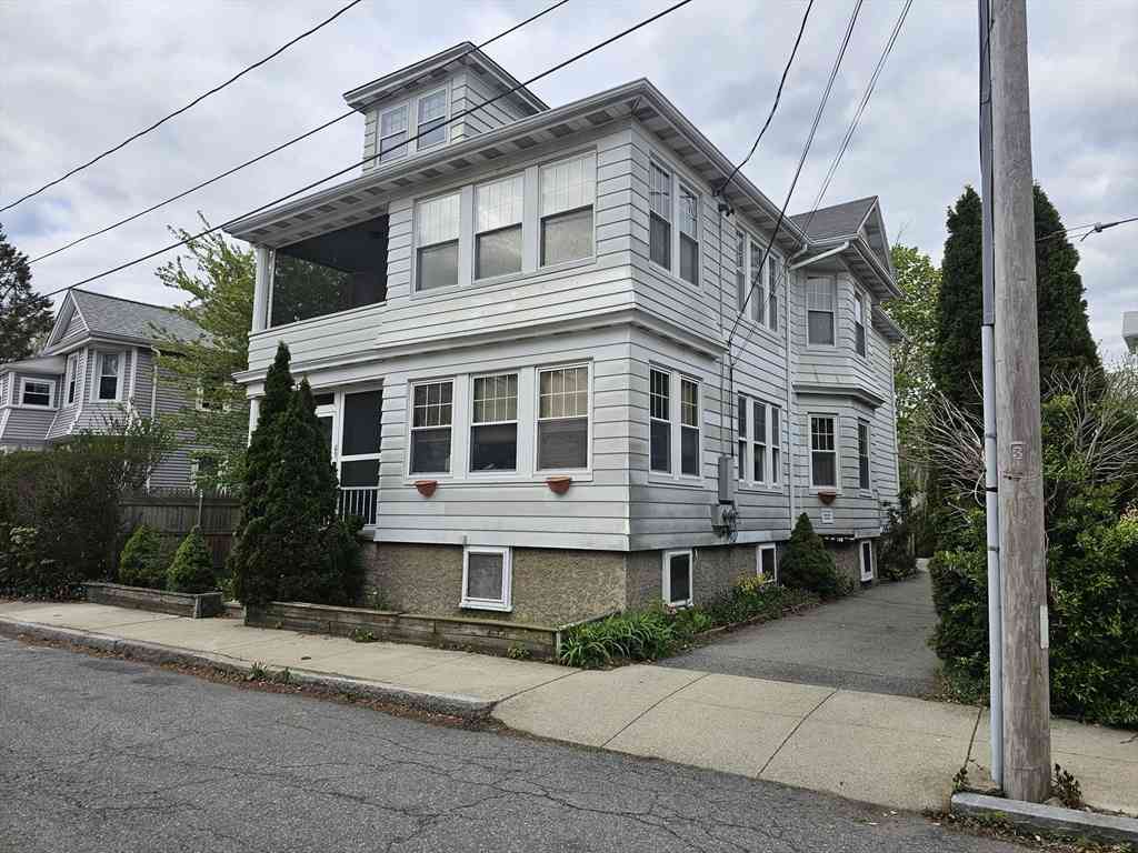 Multifamily For Rent - 65-67 Farnham Street<br/> Fall River, MA 02720