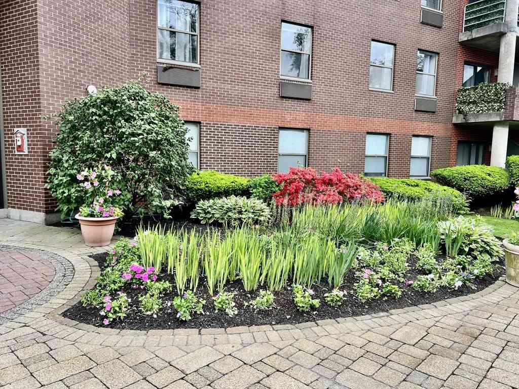 Condo For Rent - 1 Loring Avenue #311<br/> Swampscott, MA 01907