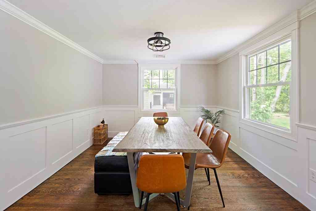 Homes For Rent - 204 Dedham St<br/> Newton, MA 02461