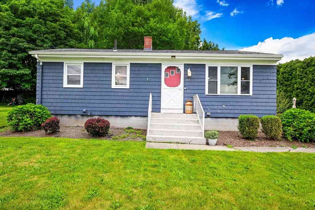 Homes For Sale - 27 Alan Ave<br/> Portsmouth, RI 02871