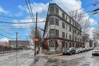Condo For Sale - 432 Norfolk Street #4C<br/> Somerville, MA 02143