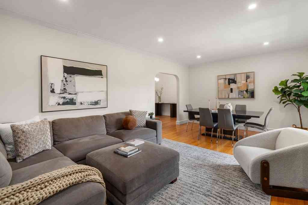 Condo For Sale - 15 Monmouth Court #5<br/> Brookline, MA 02446