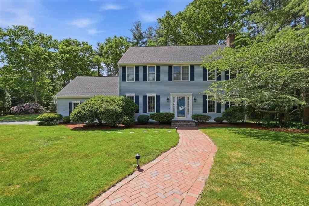 Homes For Sale - 32 Millfarm Dr<br/> Bristol County, Mansfield, MA 02048
