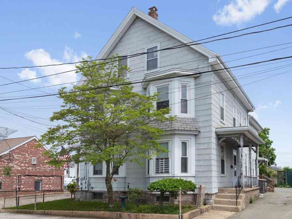 Multifamily For Rent - 102-104 Harvard Street<br/> Waltham, MA 02453