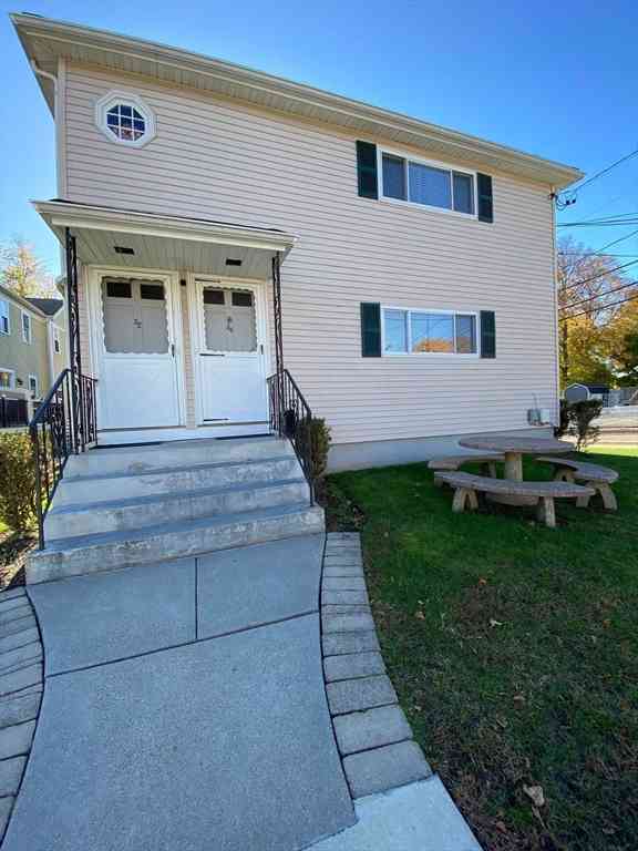 Apartment For Rent - 34 Grandview Ave #34<br/> Watertown, MA 02472