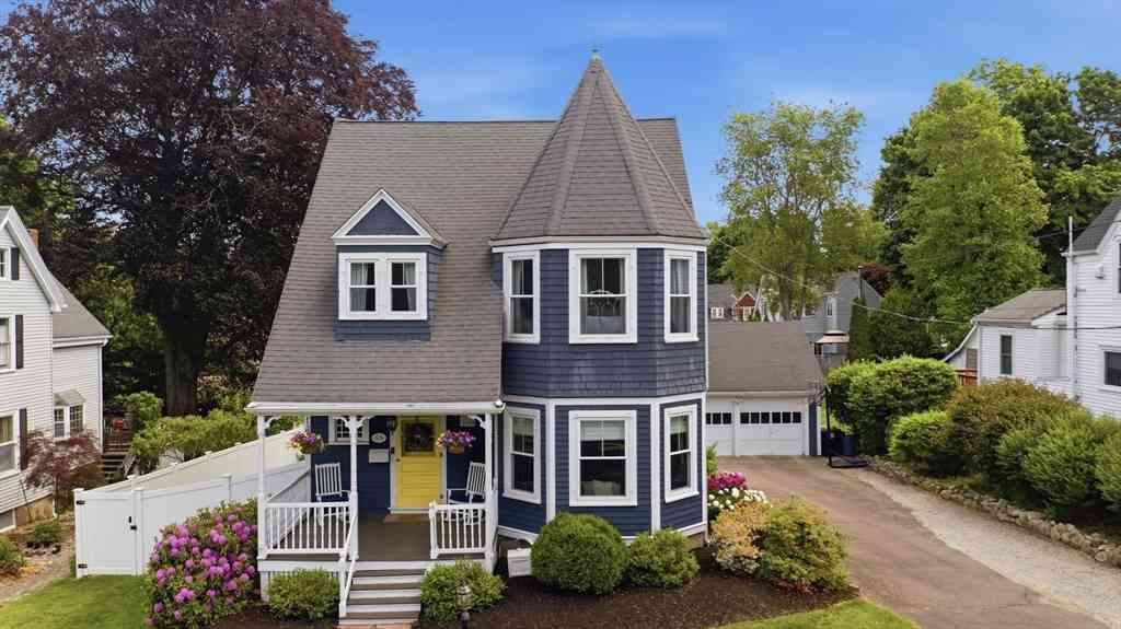 Homes For Sale - 55 Torrey St<br/> Weymouth, MA 02190