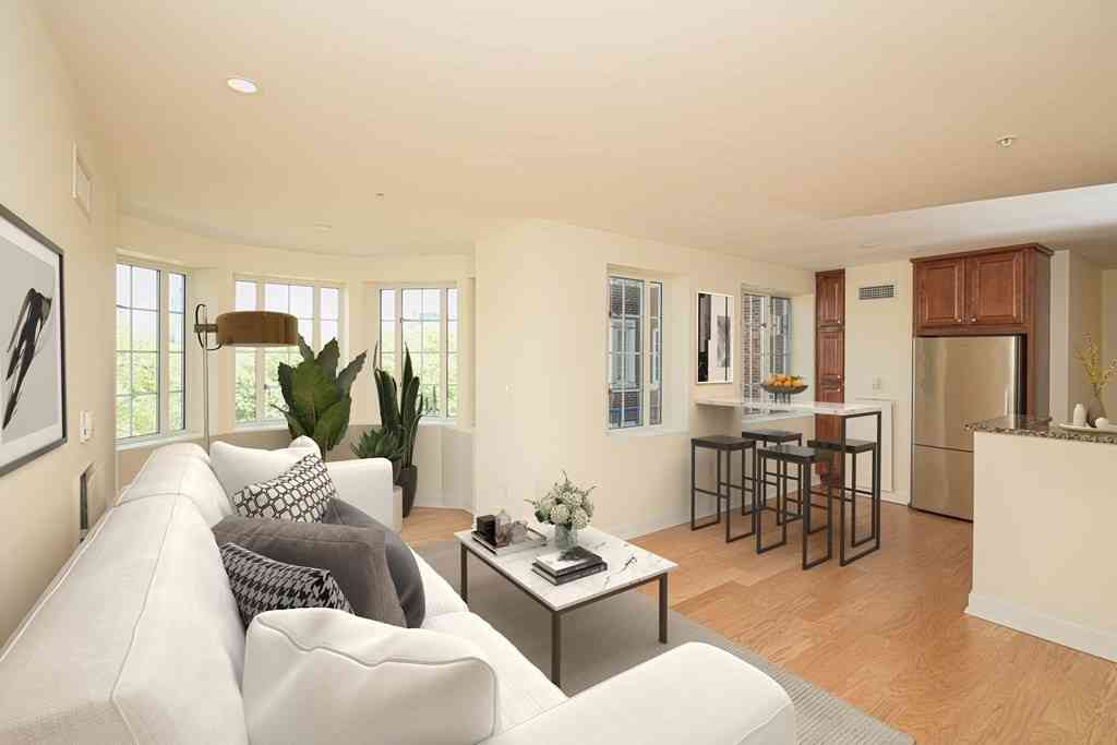 Condo For Rent - 20 Chapel St #C604<br/> Brookline, MA 02446