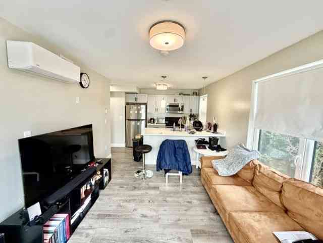 Apartment For Rent - 882 Mass Ave #2E<br/> Arlington, MA 02476