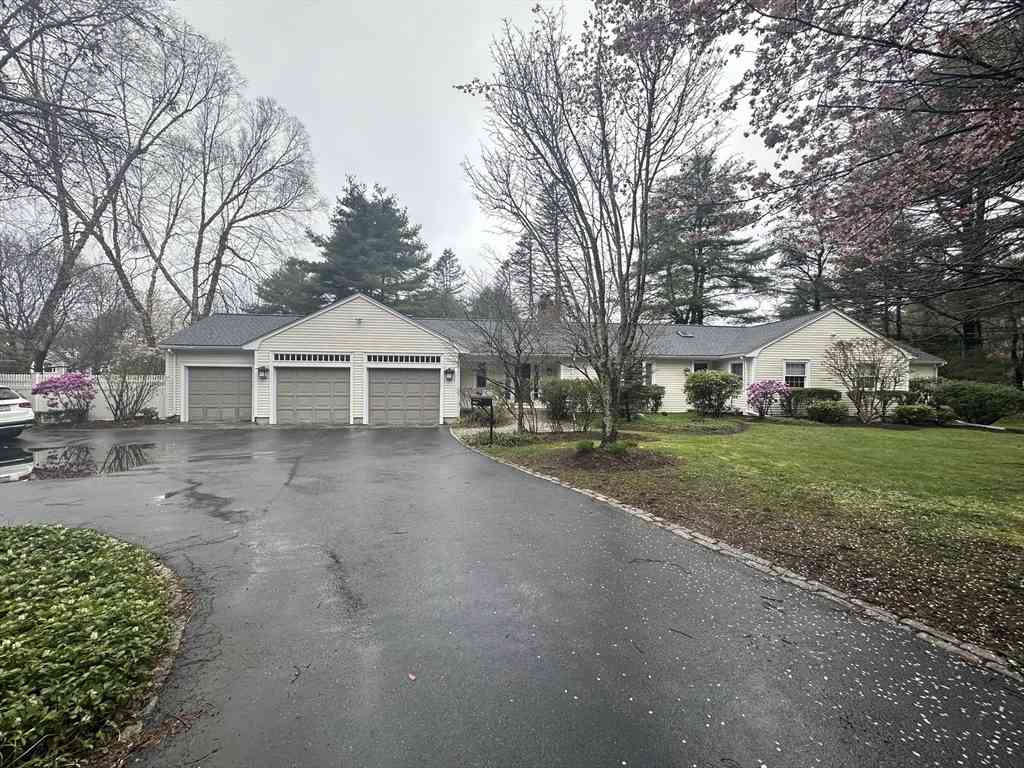 Homes For Rent - 757 Wellesley St<br/> Weston, MA 02493
