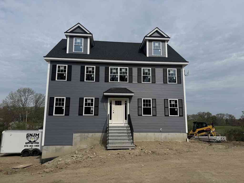 Homes For Sale - 129 Old Westford Rd<br/> Middlesex County, Chelmsford, MA 01824