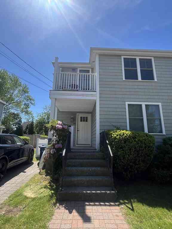 Apartment For Rent - 18 Silver Lake #A<br/> Newton, MA 02458