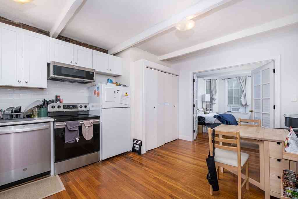 Apartment For Rent - 4 Wigglesworth Street #1<br/> Boston, MA 02120