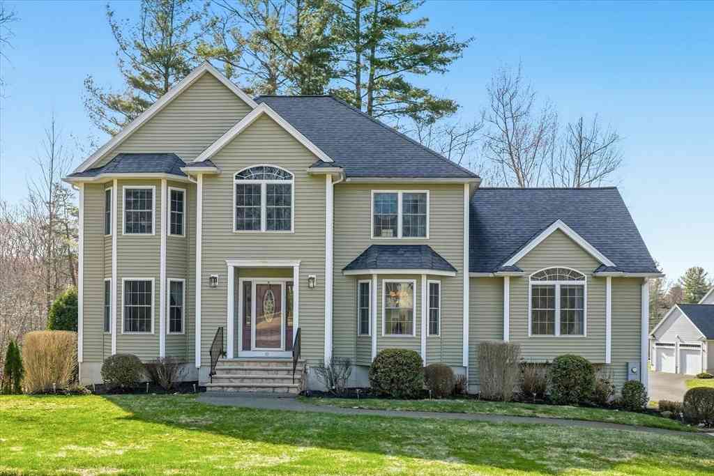 Homes For Sale - 10 Rolling Meadows<br/> Haverhill, MA 01832
