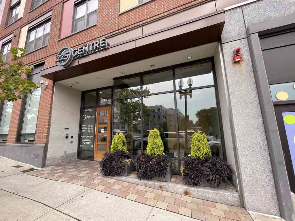Apartment For Rent - 225 Centre #409<br/> Boston, MA 02119