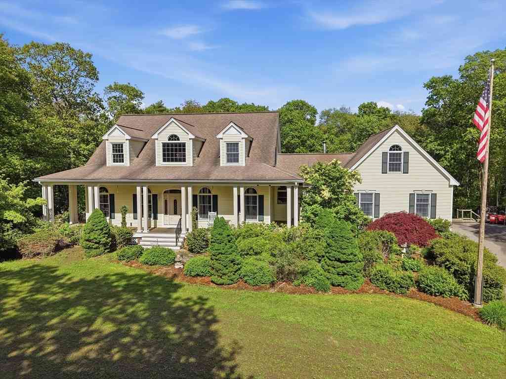 Homes For Sale - 332 Division Road<br/> Dartmouth, MA 02748