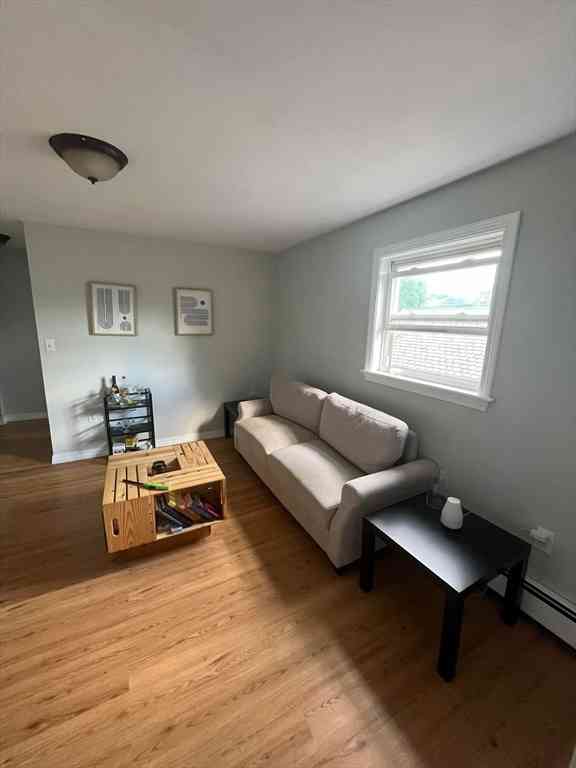 Apartment For Rent - 73 Marshall #3<br/> Somerville, MA 02145