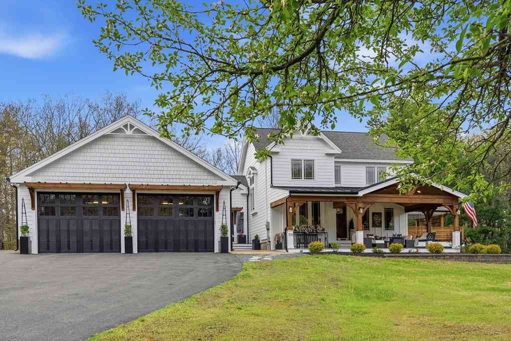 Homes For Sale - 158 Pinecrest Rd<br/> Litchfield, NH 03052