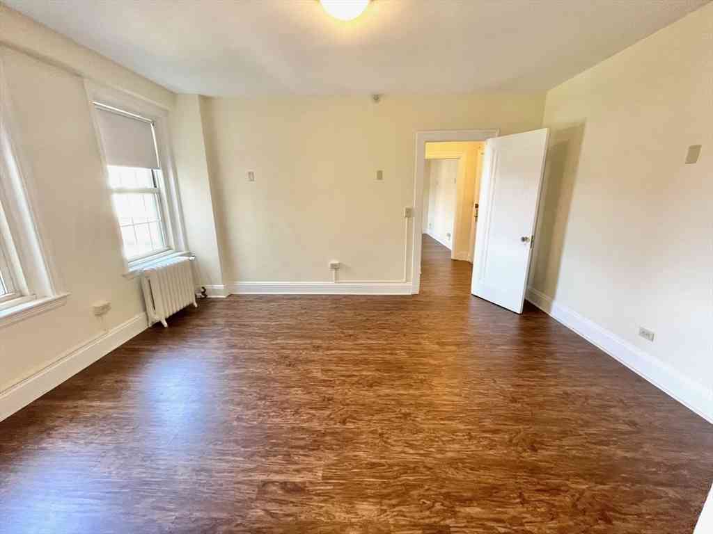Apartment For Rent - 1401 Beacon #704<br/> Brookline, MA 02446