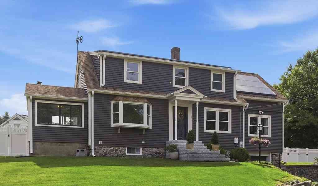 Homes For Sale - 1 Abbot Street<br/> Middlesex County, Westford, MA 01886