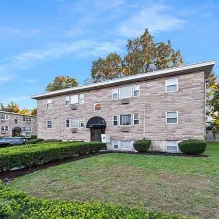 Condo For Rent - 14 Auna #4<br/> Brockton, MA 02301