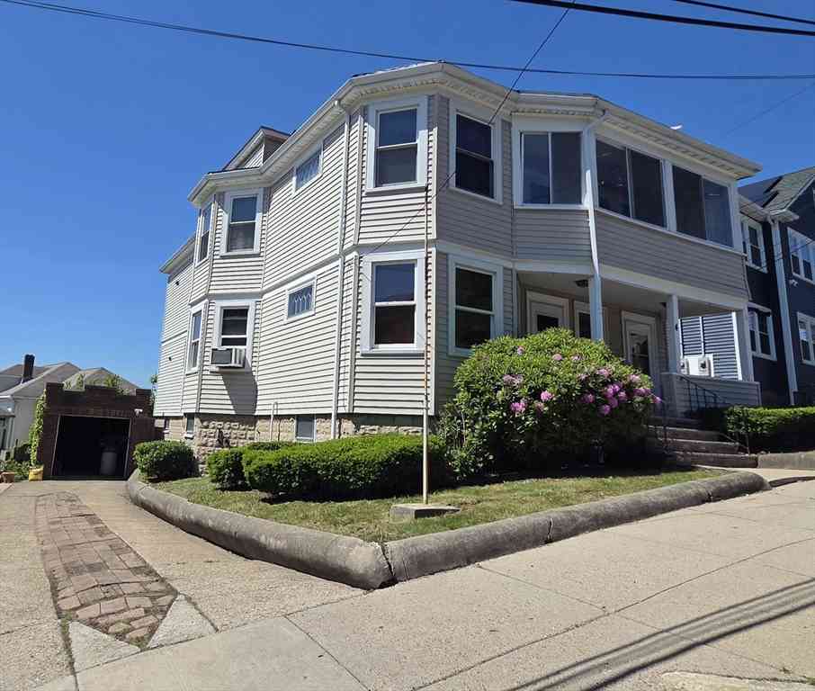 Multifamily For Sale - 2 Suffolk Ave<br/> Suffolk County, Revere, MA 02151