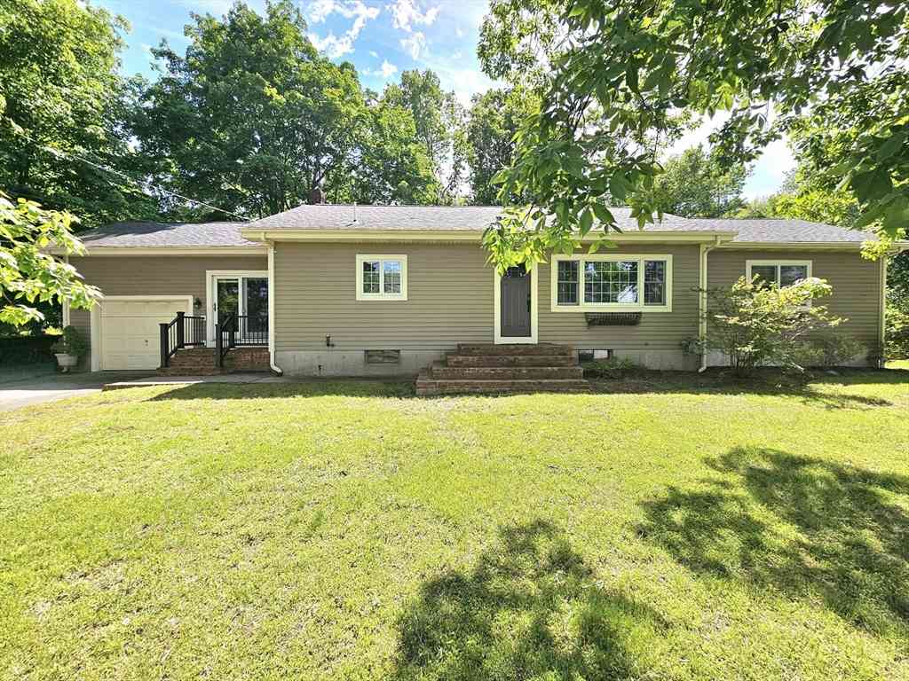 Homes For Sale - 278 Hixville Rd<br/> Dartmouth, MA 02747