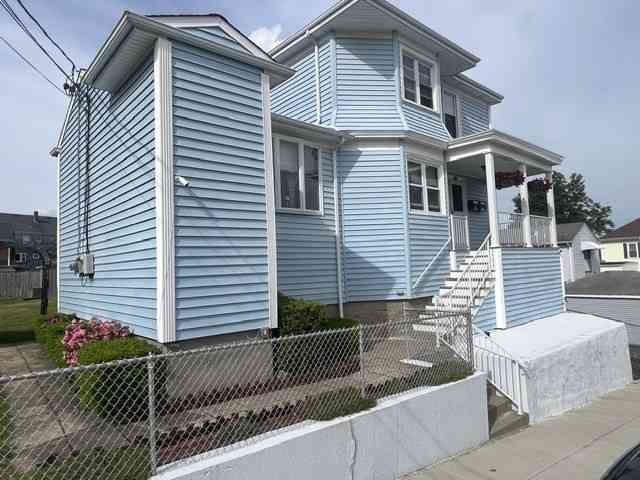 Multifamily For Rent - 150 Eaton St<br/> Fall River, MA 02723