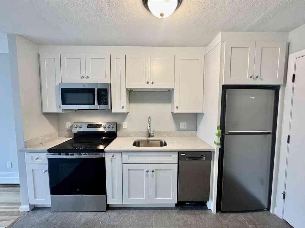 Apartment For Rent - 97 Spring Street #B7<br/> Boston, MA 02132