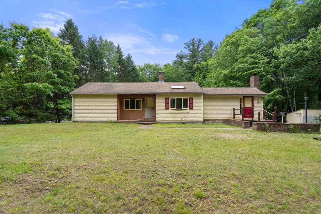 Homes For Sale - 1100 Main St<br/> Worcester County, Bolton, MA 01740