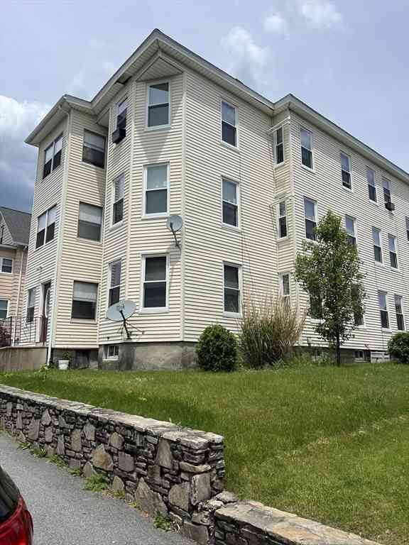 Apartment For Rent - 16 Prentice Street #1<br/> Worcester, MA 01604