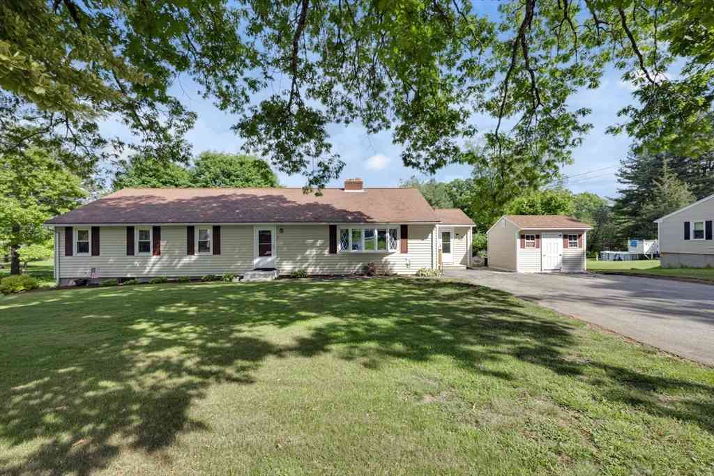 Homes For Sale - 7 Follette St<br/> Worcester County, Grafton, MA 01519