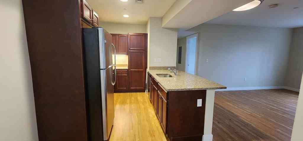 Apartment For Rent - 20 Pond Street #305<br/> Braintree, MA 02184