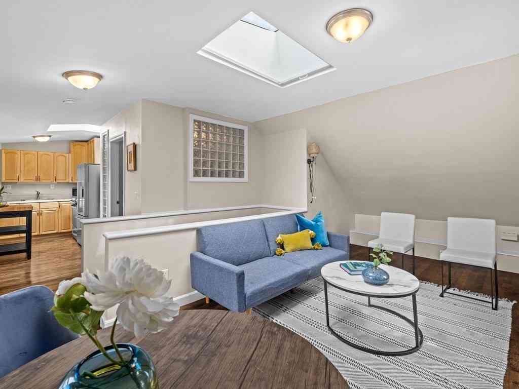 Condo For Rent - 47 R Jamaica #3<br/> Boston, MA 02130