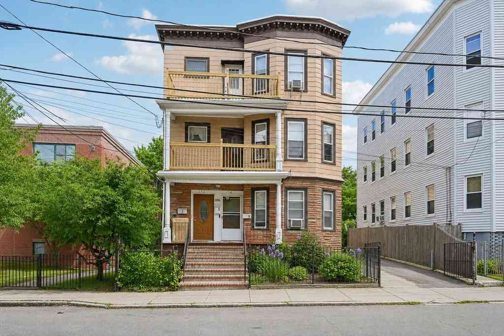 Homes For Rent - 152-154 Glen St<br/> Somerville, MA 02145