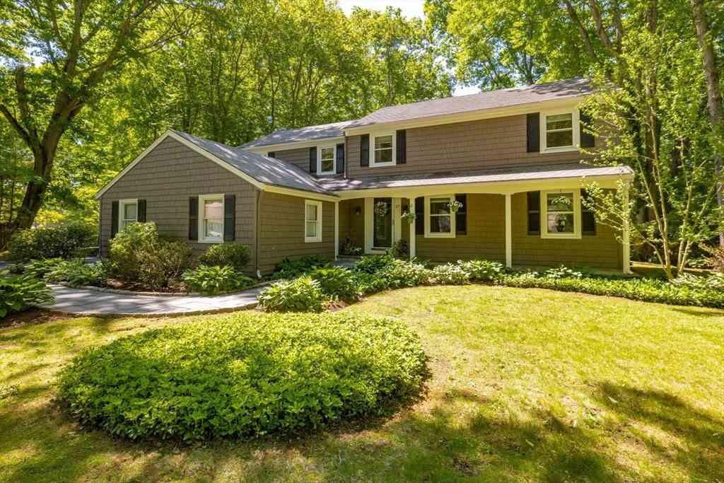 Homes For Sale - 27 Tallwood Dr<br/> Seekonk, MA 02771