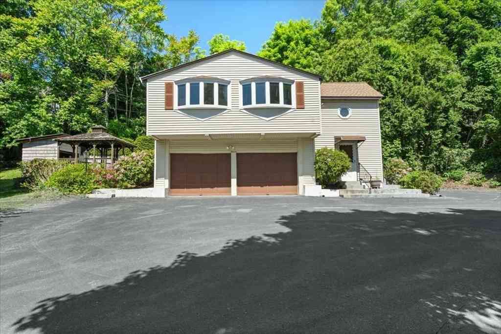 Homes For Sale - 11 Pocono Rd.<br/> Worcester, MA 01605