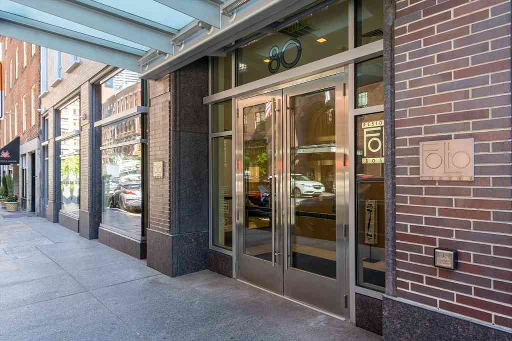 Condo For Rent - 80 Broad Street #201<br/> Boston, MA 02110