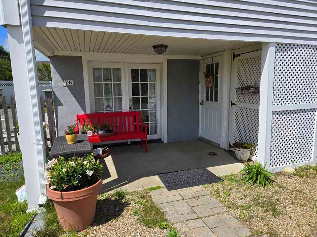 Apartment For Rent - 78 Southern #A<br/> Newbury, MA 01951