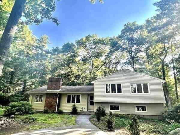 Homes For Rent - 20 Algonquin Road<br/> Canton, MA 02021