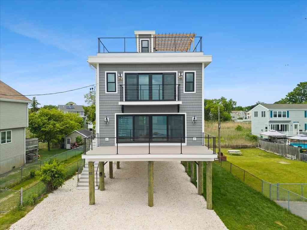 Homes For Sale - 153 Edgewater Drive<br/> Quincy, MA 02169
