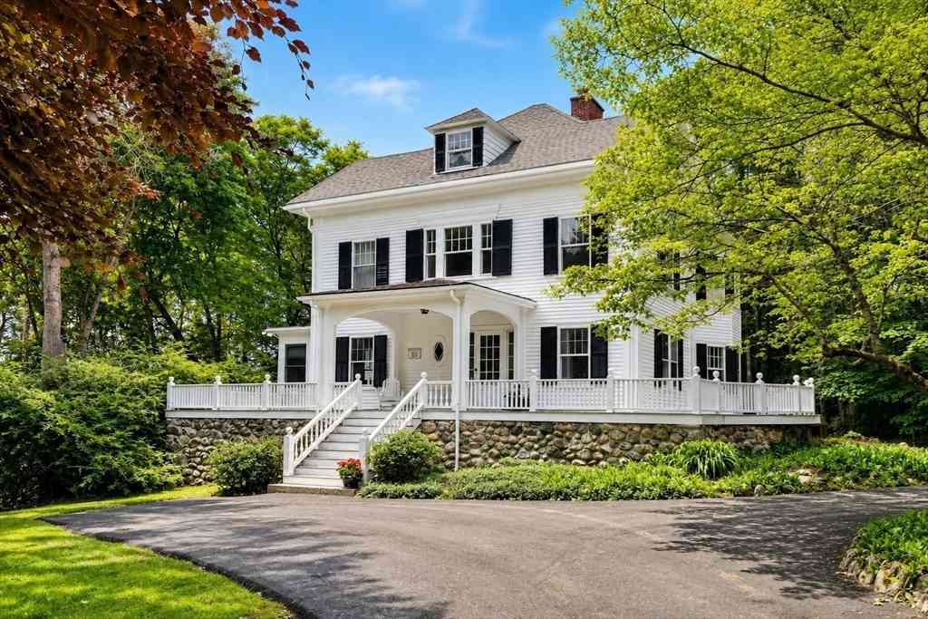 Homes For Sale - 55 Coburn Rd<br/> Middlesex County, Weston, MA 02493