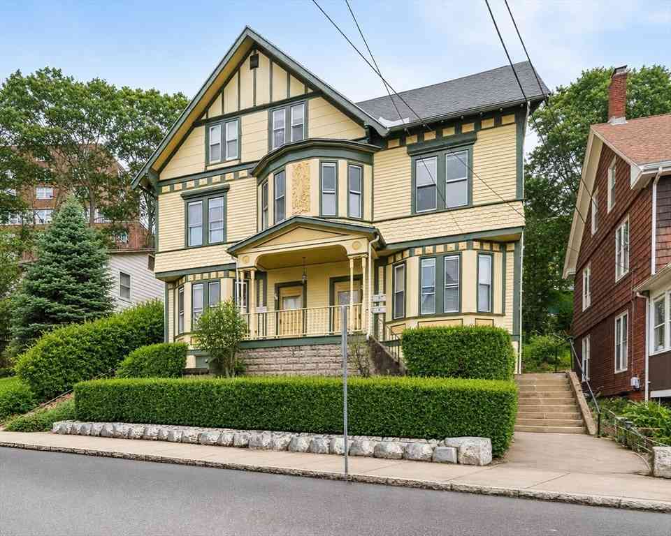 Condo For Sale - 37 John St #2<br/> Chelsea, MA 02150